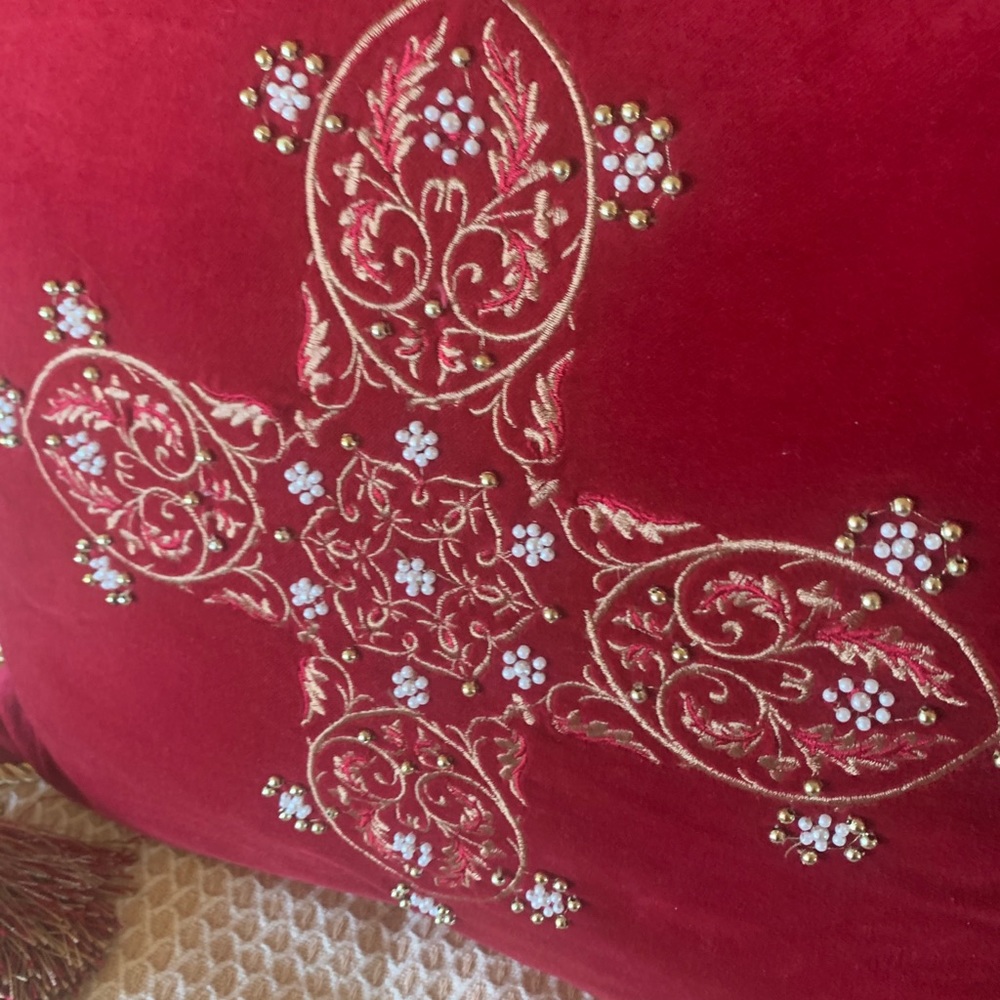Three Decorative Pillows - Picture 2 of 3